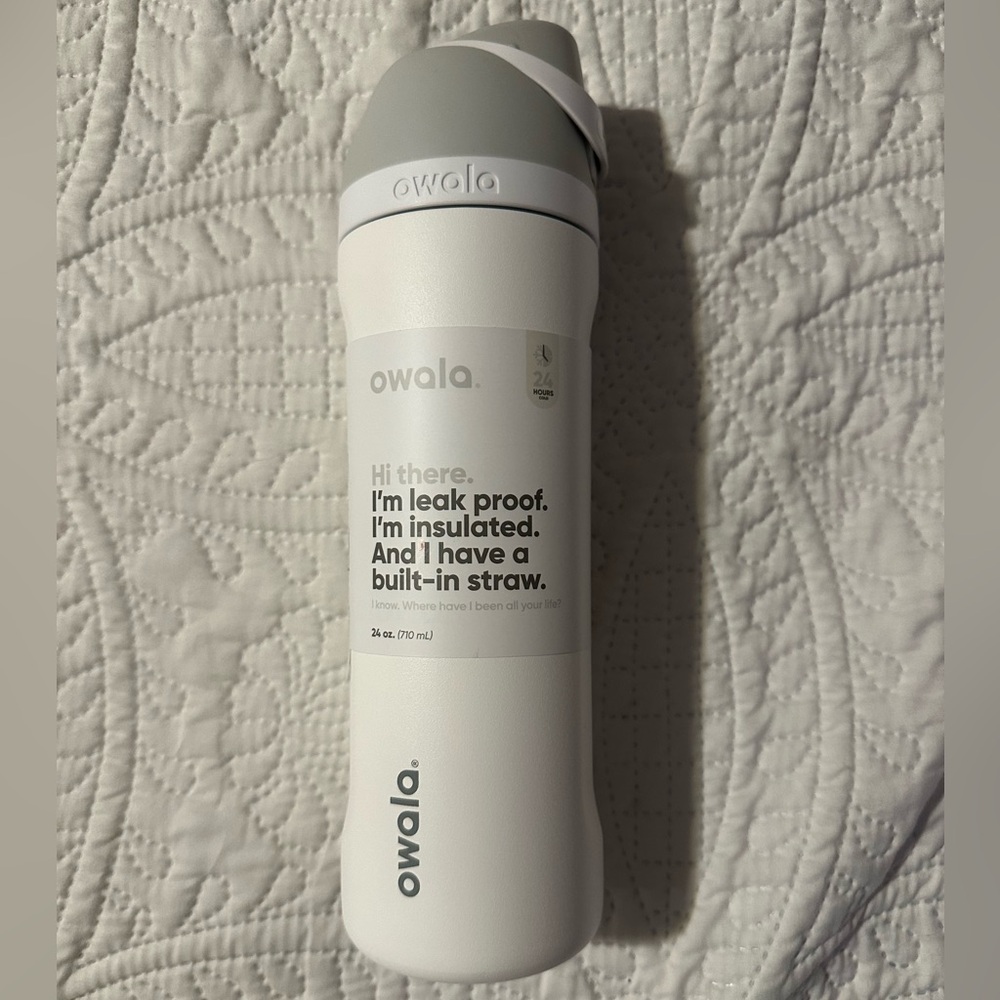 Owala White Insulated Water Bottle with Built-in Straw